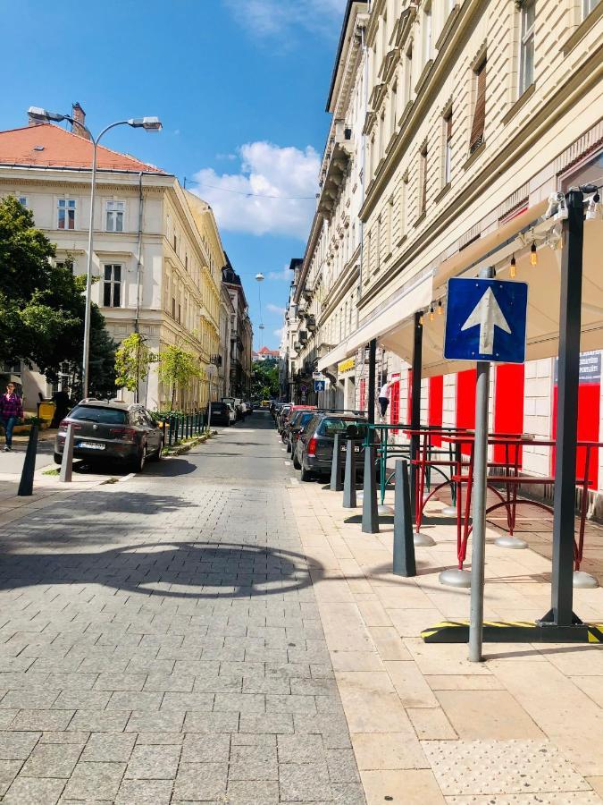 Diamond Apartman Near To Basilica Budapeste Exterior foto